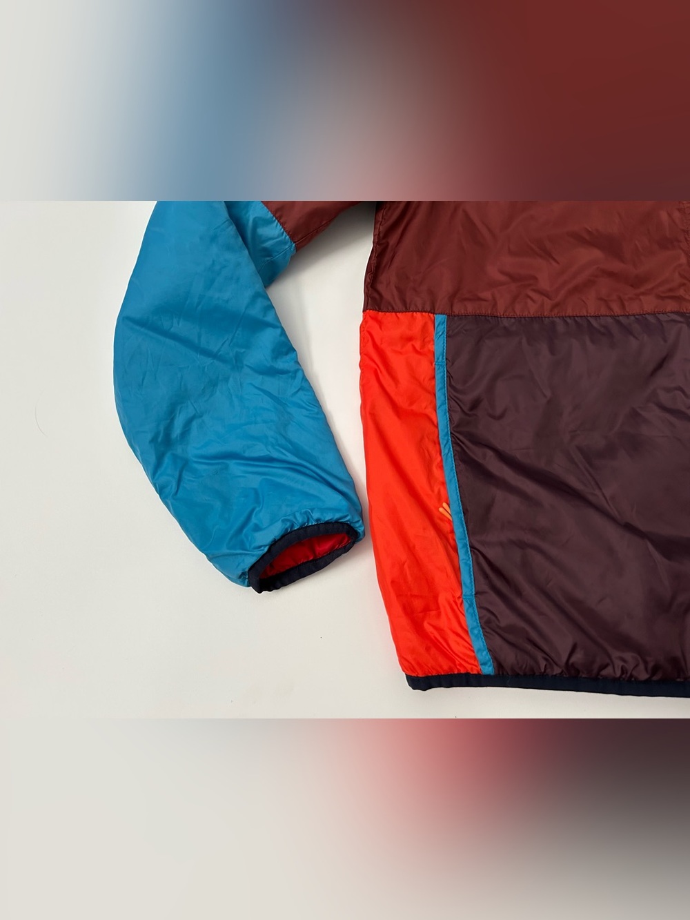 Cotopaxi Womens Teca Calido Hooded Jacket  Puffer
Reversible
Insulated
Hike
$180 - Picture 4 of 16